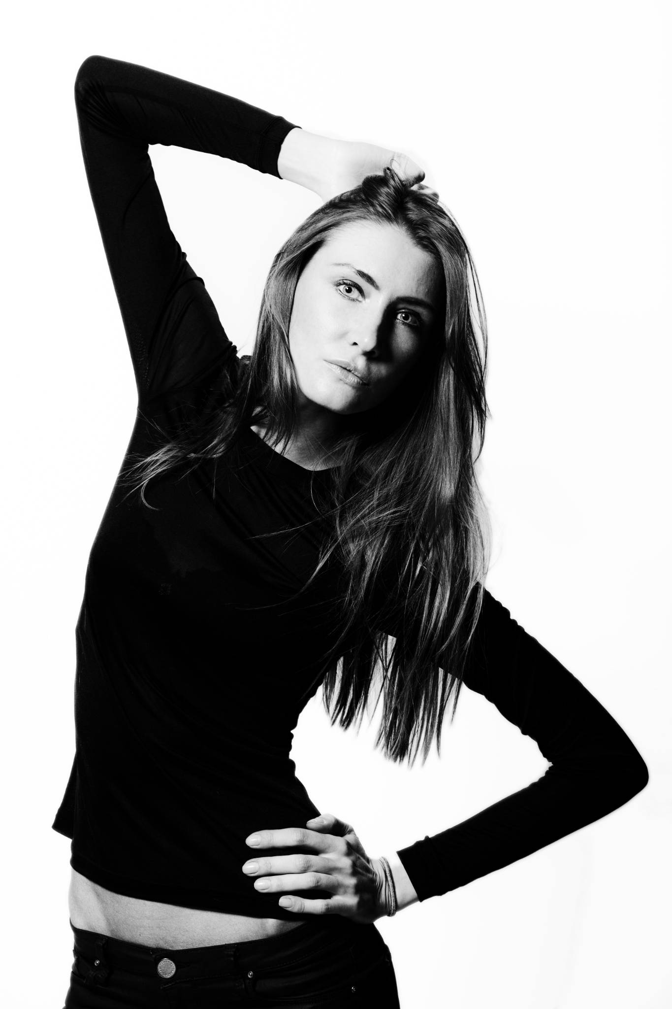 Model posing Avedon Look