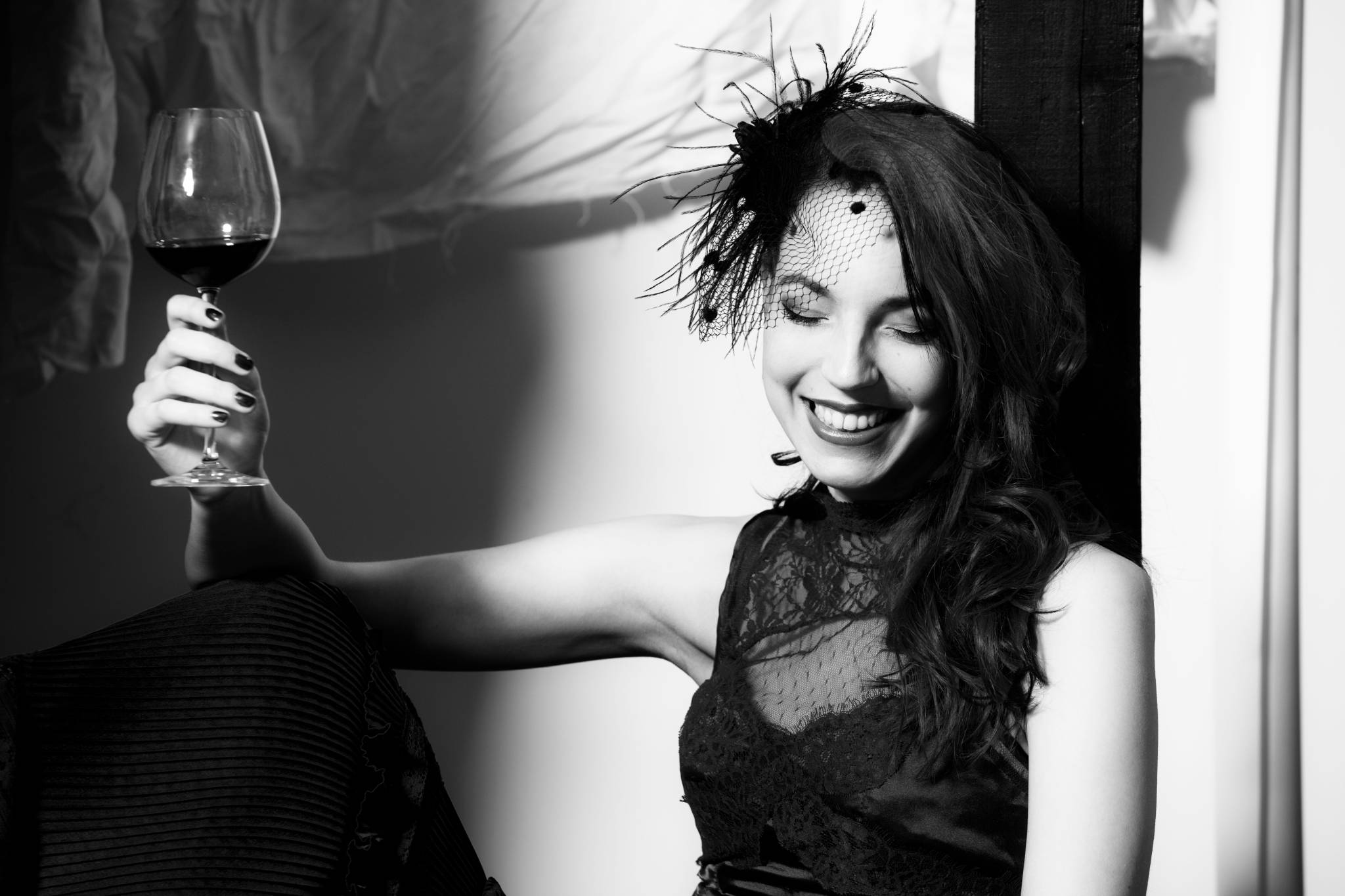 Portrait Frau mit Weinglas