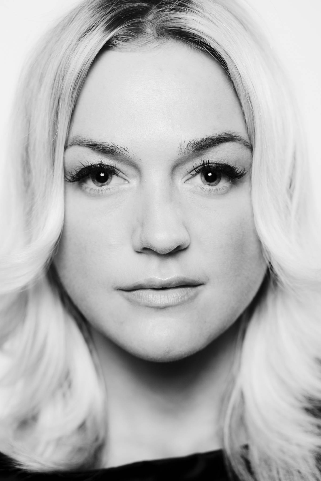 Frau hellblond, Portrait